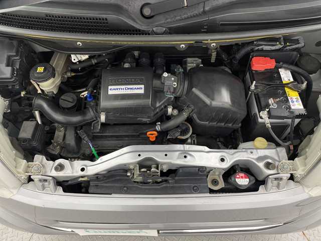 ホンダ Ｎ ＢＯＸ G SSパッケージ 新潟県 2017(平29)年 9.2万km ルナシルバーM 【４ＷＤ】/純正ナビ/バックモニター/両側パワースライド/シートヒーター/スマートキー/スペアキー