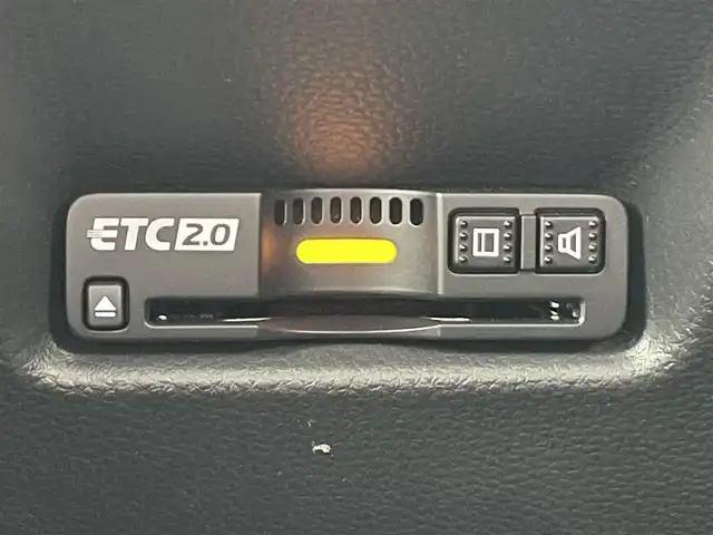 ホンダ フィット e:HEVリュクス 宮崎県 2023(令5)年 2.4万km ミッドナイトブルービームM ワンオーナー/純正ナビ/(AM.FM.Bluetooth.USB)/アラウンドビューモニター/ドライブレコーダー/ETC2.0/レーダークルーズコントロール/シートヒーター/ハンドルヒーター/オートライト/電格ミラー/パワーステアリング/スマートキー/スペアキー/衝突軽減ブレーキ/横滑り防止機能/レーンキープアシスト