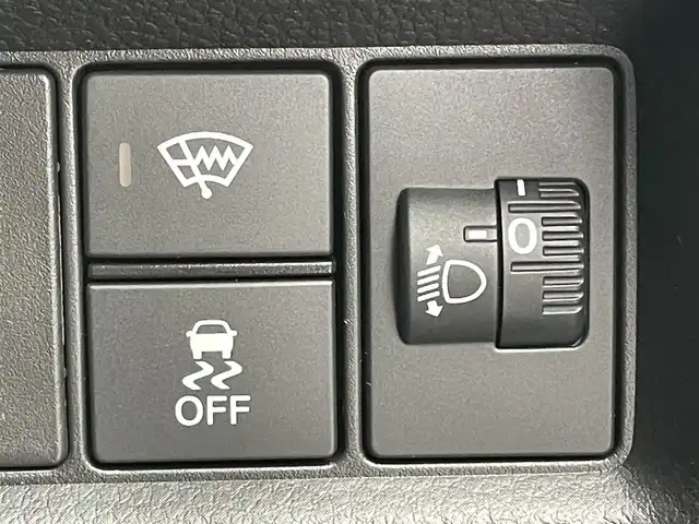 ホンダ フィット e:HEVリュクス 宮崎県 2023(令5)年 2.4万km ミッドナイトブルービームM ワンオーナー/純正ナビ/(AM.FM.Bluetooth.USB)/アラウンドビューモニター/ドライブレコーダー/ETC2.0/レーダークルーズコントロール/シートヒーター/ハンドルヒーター/オートライト/電格ミラー/パワーステアリング/スマートキー/スペアキー/衝突軽減ブレーキ/横滑り防止機能/レーンキープアシスト