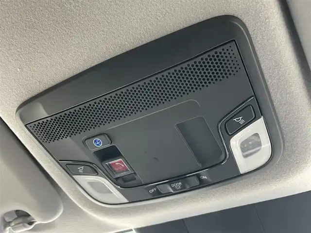 ホンダ フィット e:HEVリュクス 宮崎県 2023(令5)年 2.4万km ミッドナイトブルービームM ワンオーナー/純正ナビ/(AM.FM.Bluetooth.USB)/アラウンドビューモニター/ドライブレコーダー/ETC2.0/レーダークルーズコントロール/シートヒーター/ハンドルヒーター/オートライト/電格ミラー/パワーステアリング/スマートキー/スペアキー/衝突軽減ブレーキ/横滑り防止機能/レーンキープアシスト