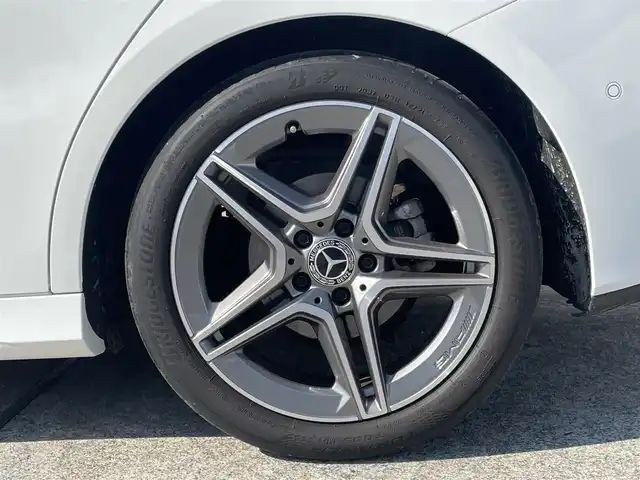 メルセデス・ベンツ Ｍ・ベンツ Ｂ２００ｄ AMGライン 東京都 2022(令4)年 3.1万km ポーラホワイト 純正ナビ/フルセグTV/Bluetooth接続/バックモニター/アダプティブクルーズコントロール/レーンキープアシスト/ブラインドスポットモニター/衝突被害軽減ブレーキ/純正18インチアルミホイール/シートヒーター/電動リアゲート/ハーフレーザーシート/コーナーセンサー/スマートキー/プッシュスタート/カーテンエアバック/サイドエアバック