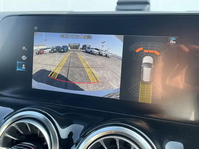 メルセデス・ベンツ Ｍ・ベンツ Ｂ２００ｄ AMGライン 東京都 2022(令4)年 3.1万km ポーラホワイト 純正ナビ/フルセグTV/Bluetooth接続/バックモニター/アダプティブクルーズコントロール/レーンキープアシスト/ブラインドスポットモニター/衝突被害軽減ブレーキ/純正18インチアルミホイール/シートヒーター/電動リアゲート/ハーフレーザーシート/コーナーセンサー/スマートキー/プッシュスタート/カーテンエアバック/サイドエアバック