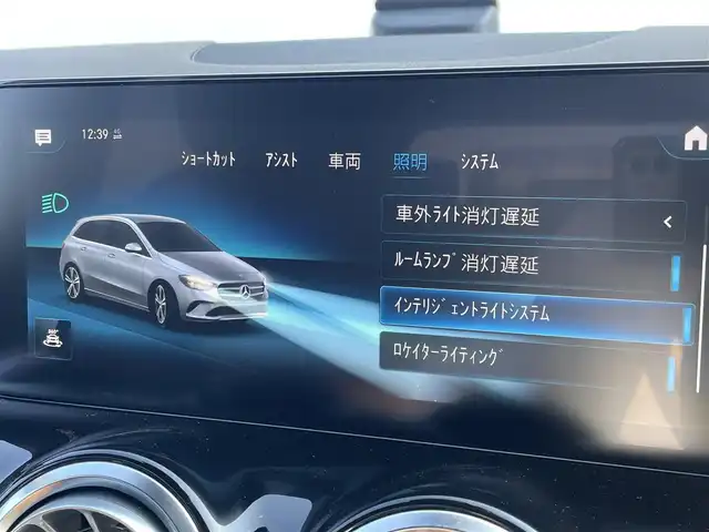 メルセデス・ベンツ Ｍ・ベンツ Ｂ２００ｄ AMGライン 東京都 2022(令4)年 3.1万km ポーラホワイト 純正ナビ/フルセグTV/Bluetooth接続/バックモニター/アダプティブクルーズコントロール/レーンキープアシスト/ブラインドスポットモニター/衝突被害軽減ブレーキ/純正18インチアルミホイール/シートヒーター/電動リアゲート/ハーフレーザーシート/コーナーセンサー/スマートキー/プッシュスタート/カーテンエアバック/サイドエアバック