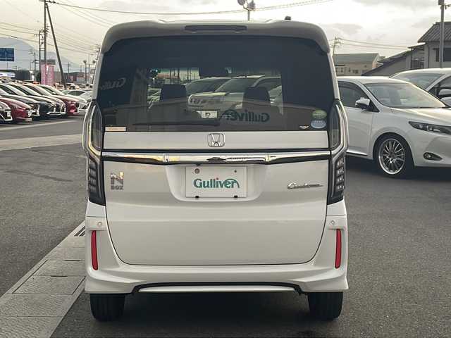 ホンダ Ｎ ＢＯＸ カスタム G L ターボ ホンダセンシング 香川県 2018(平30)年 3.5万km プラチナホワイトパール 純正8インチディーラーOPナビ（フルセグTV/CD，DVD/BT)/バックカメラ/ドライブレコーダー/両側パワースライドドア/コーナーセンサー/ビルトインETC/オートライト/ターボ