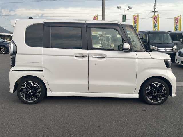 ホンダ Ｎ ＢＯＸ カスタム G L ターボ ホンダセンシング 香川県 2018(平30)年 3.5万km プラチナホワイトパール 純正8インチディーラーOPナビ（フルセグTV/CD，DVD/BT)/バックカメラ/ドライブレコーダー/両側パワースライドドア/コーナーセンサー/ビルトインETC/オートライト/ターボ