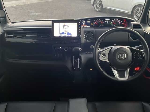 ホンダ Ｎ ＢＯＸ カスタム G L ターボ ホンダセンシング 香川県 2018(平30)年 3.5万km プラチナホワイトパール 純正8インチディーラーOPナビ（フルセグTV/CD，DVD/BT)/バックカメラ/ドライブレコーダー/両側パワースライドドア/コーナーセンサー/ビルトインETC/オートライト/ターボ