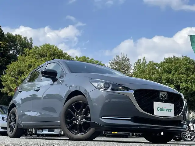 マツダ マツダ２ 15S ブラックトーンED 東京都 2021(令3)年 6.5万km ポリメタルグレーM ワンオーナー/MOP/・ＣＤ／ＤＶＤプレーヤフルセグＴＶ/・３６０°ビューモニター＋フロントパーキングセンサー/・自動防眩ルームミラー/Ｂｌａｃｋ　Ｔｏｎｅ　Ｅｄｉｔｉｏｎ特別装備/・スマート・ブレーキ・サポート/・マツダ・レーダー・クルーズ・コントロール/・レーンキープ・アシスト・システム/・マフラーカッター/・フロントバンパーロアガーニッシュ／リアバンパーロアガーニッシュ/・フロントグリル（カラー：グロスブラック）/・ステアリング／シフトノブ／パーキングブレーキレバー：本革巻/・シャークフィンアンテナ/・純正１６インチアルミホイール（ブラックメタリック塗装）/ヘッドアップディスプレイ/ブラインドスポットモニター/保証書/取扱説明書/スペアキー