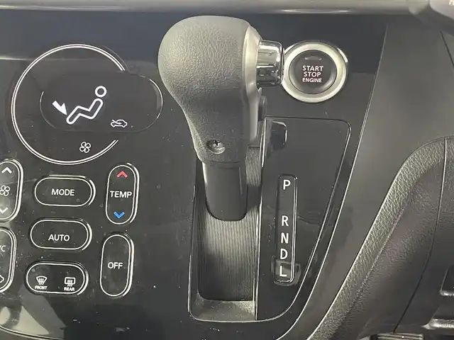 日産 デイズ ルークス HWS X Vセレ +SeftyⅡ 埼玉県 2015(平27)年 4.9万km クールシルバー 純正ナビゲーションMC314D-W/（フルセグTV/CD/DVD/Bluetooth/AM/FM/SD）/アラウンドビューカメラ/天井サーキュレーター/片側パワースライドドア /衝突被害軽減システム/後席テーブル/後席ロールサンシェード/ETC/ドライブレコーダー/HIDヘッドライト/スマートキー/プッシュスタート/純正１４インチアルミホイール