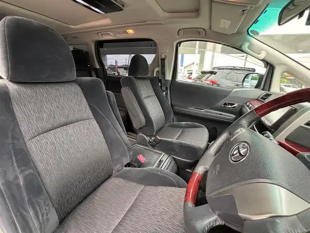 トヨタ アルファード 240S 熊本県 2008(平20)年 10.5万km ブラック ワンオーナー/サンルーフ/社外ナビ（CN-HDS700TD)/【フルセグTV/CD/DVD/ラジオ】/バックカメラ/ALPINEフリップダウンモニター(TMX-R1100)/両側パワースライドドア/ドライブレコーダー/コーナーセンサー/2列目オットマン/純正18インチアルミホイル/ビルトインETC/オートライト/横滑り防止装置/盗難防止装置/カーテンエアバック/純正フロアマット/保証書/取扱説明書