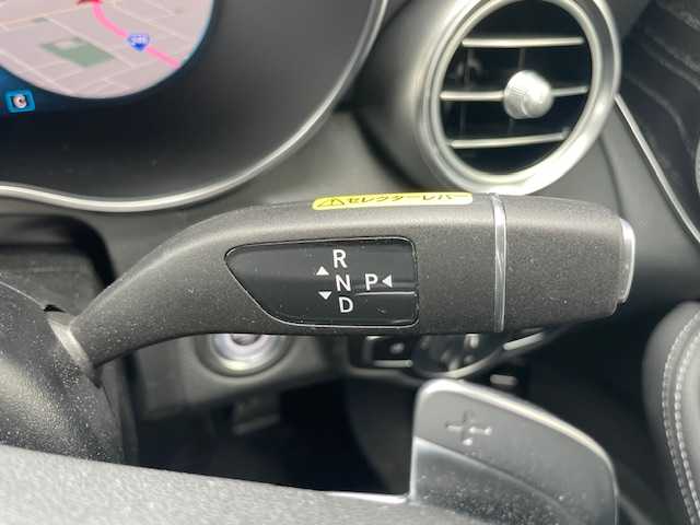 メルセデス・ベンツ ＧＬＣ２２０ d 4マチック クーペ AMGライン 愛知県 2020(令2)年 2.1万km ダイヤモンドホワイト 純正メーカーナビ/AMFM/BT/USB/フルセグ/全方位カメラ/ビルトインETC2.0/サンルーフ/前方ドライブレコーダー/レザーシート/パワーシート/メモリシート/全席シートヒーター/前席エアシート/ACC/アクティブステアリングアシスト/アクティブレーンキープアシスト/HUD/アクティブブレーキアシスト/アテンションアシスト/ＢＳＭ/パワーバックドア/レーダー探知機/パドルシフト/純正フロアマット/純正20インチＡＷ/LEDヘッドライト/保証書/スペアキー