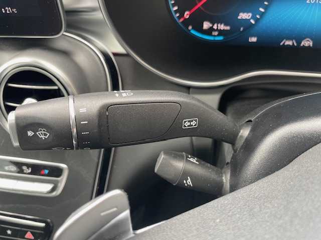 メルセデス・ベンツ ＧＬＣ２２０ d 4マチック クーペ AMGライン 愛知県 2020(令2)年 2.1万km ダイヤモンドホワイト 純正メーカーナビ/AMFM/BT/USB/フルセグ/全方位カメラ/ビルトインETC2.0/サンルーフ/前方ドライブレコーダー/レザーシート/パワーシート/メモリシート/全席シートヒーター/前席エアシート/ACC/アクティブステアリングアシスト/アクティブレーンキープアシスト/HUD/アクティブブレーキアシスト/アテンションアシスト/ＢＳＭ/パワーバックドア/レーダー探知機/パドルシフト/純正フロアマット/純正20インチＡＷ/LEDヘッドライト/保証書/スペアキー