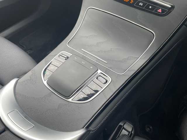 メルセデス・ベンツ ＧＬＣ２２０ d 4マチック クーペ AMGライン 愛知県 2020(令2)年 2.1万km ダイヤモンドホワイト 純正メーカーナビ/AMFM/BT/USB/フルセグ/全方位カメラ/ビルトインETC2.0/サンルーフ/前方ドライブレコーダー/レザーシート/パワーシート/メモリシート/全席シートヒーター/前席エアシート/ACC/アクティブステアリングアシスト/アクティブレーンキープアシスト/HUD/アクティブブレーキアシスト/アテンションアシスト/ＢＳＭ/パワーバックドア/レーダー探知機/パドルシフト/純正フロアマット/純正20インチＡＷ/LEDヘッドライト/保証書/スペアキー