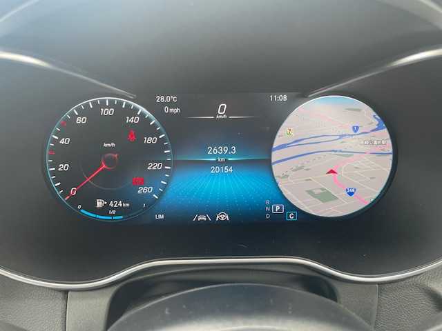 メルセデス・ベンツ ＧＬＣ２２０ d 4マチック クーペ AMGライン 愛知県 2020(令2)年 2.1万km ダイヤモンドホワイト 純正メーカーナビ/AMFM/BT/USB/フルセグ/全方位カメラ/ビルトインETC2.0/サンルーフ/前方ドライブレコーダー/レザーシート/パワーシート/メモリシート/全席シートヒーター/前席エアシート/ACC/アクティブステアリングアシスト/アクティブレーンキープアシスト/HUD/アクティブブレーキアシスト/アテンションアシスト/ＢＳＭ/パワーバックドア/レーダー探知機/パドルシフト/純正フロアマット/純正20インチＡＷ/LEDヘッドライト/保証書/スペアキー