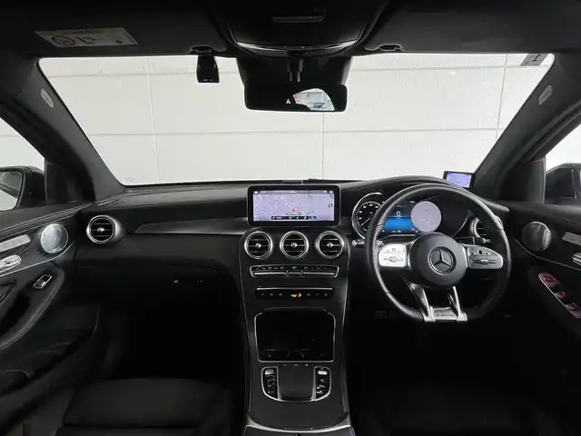 メルセデス・ベンツ ＧＬＣ２２０ d 4マチック クーペ AMGライン 山形県 2020(令2)年 2.1万km ダイヤモンドホワイト 純正メーカーナビ/AMFM/BT/USB/フルセグ/全方位カメラ/ビルトインETC2.0/サンルーフ/前方ドライブレコーダー/レザーシート/パワーシート/メモリシート/全席シートヒーター/前席エアシート/ACC/アクティブステアリングアシスト/アクティブレーンキープアシスト/HUD/アクティブブレーキアシスト/アテンションアシスト/ＢＳＭ/パワーバックドア/レーダー探知機/パドルシフト/純正フロアマット/純正20インチＡＷ/LEDヘッドライト/保証書/スペアキー