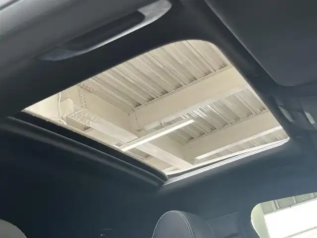 メルセデス・ベンツ ＧＬＣ２２０ d 4マチック クーペ AMGライン 山形県 2020(令2)年 2.1万km ダイヤモンドホワイト 純正メーカーナビ/AMFM/BT/USB/フルセグ/全方位カメラ/ビルトインETC2.0/サンルーフ/前方ドライブレコーダー/レザーシート/パワーシート/メモリシート/全席シートヒーター/前席エアシート/ACC/アクティブステアリングアシスト/アクティブレーンキープアシスト/HUD/アクティブブレーキアシスト/アテンションアシスト/ＢＳＭ/パワーバックドア/レーダー探知機/パドルシフト/純正フロアマット/純正20インチＡＷ/LEDヘッドライト/保証書/スペアキー