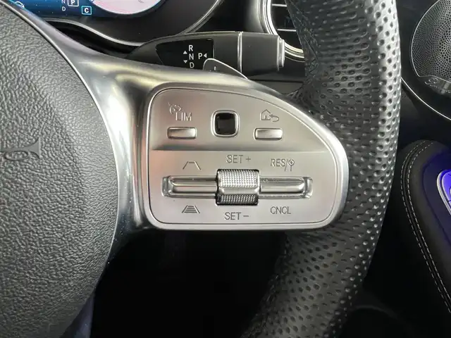 メルセデス・ベンツ ＧＬＣ２２０ d 4マチック クーペ AMGライン 山形県 2020(令2)年 2.1万km ダイヤモンドホワイト 純正メーカーナビ/AMFM/BT/USB/フルセグ/全方位カメラ/ビルトインETC2.0/サンルーフ/前方ドライブレコーダー/レザーシート/パワーシート/メモリシート/全席シートヒーター/前席エアシート/ACC/アクティブステアリングアシスト/アクティブレーンキープアシスト/HUD/アクティブブレーキアシスト/アテンションアシスト/ＢＳＭ/パワーバックドア/レーダー探知機/パドルシフト/純正フロアマット/純正20インチＡＷ/LEDヘッドライト/保証書/スペアキー