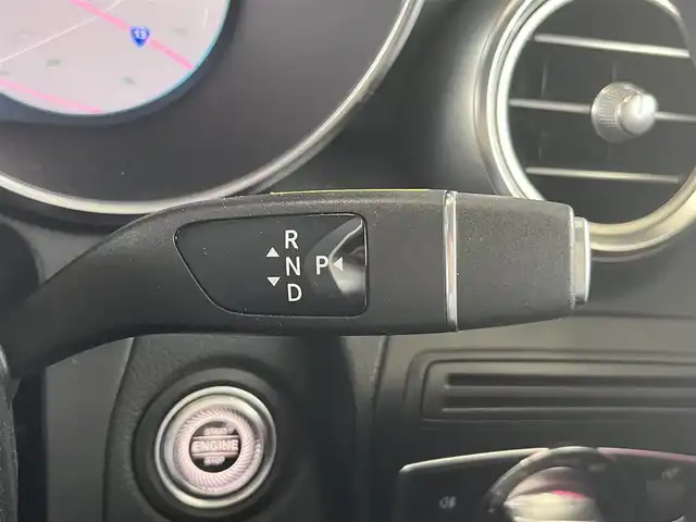 メルセデス・ベンツ ＧＬＣ２２０ d 4マチック クーペ AMGライン 山形県 2020(令2)年 2.1万km ダイヤモンドホワイト 純正メーカーナビ/AMFM/BT/USB/フルセグ/全方位カメラ/ビルトインETC2.0/サンルーフ/前方ドライブレコーダー/レザーシート/パワーシート/メモリシート/全席シートヒーター/前席エアシート/ACC/アクティブステアリングアシスト/アクティブレーンキープアシスト/HUD/アクティブブレーキアシスト/アテンションアシスト/ＢＳＭ/パワーバックドア/レーダー探知機/パドルシフト/純正フロアマット/純正20インチＡＷ/LEDヘッドライト/保証書/スペアキー