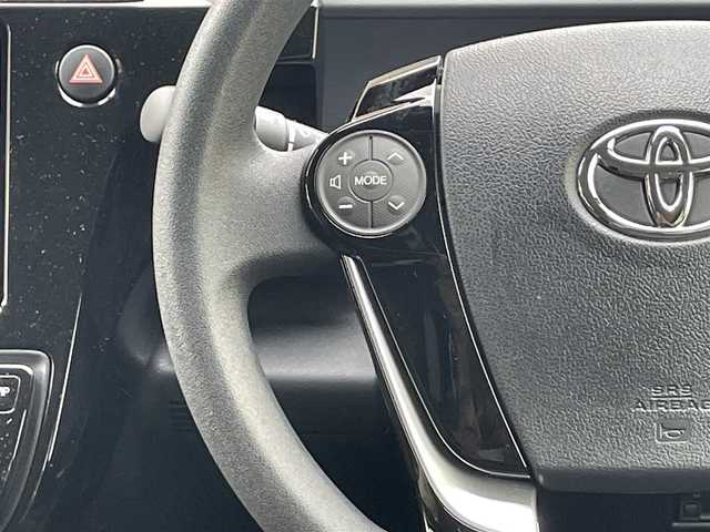 トヨタ アクア S 東京都 2019(平31)年 0.4万km ダークブルーマイカ 登録時走行距離3226km/ワンオーナー/純正メモリナビ/（DVD/フルセグTV/Bluetooth/MSV）/バックカメラ/ビルトインETC2.0/前席シートヒーター/TOYOTA Safety Sense C/・プリクラッシュセーフティ/・レーンディパーチャーアラート/・先行車発進告知機能/・オートマチックハイビーム/スマートキー/純正フロアマット/スペアキー1本/保証書/取扱説明書