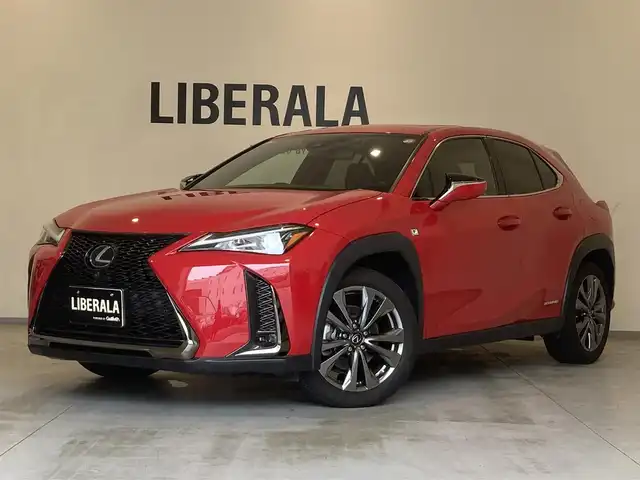 レクサス ＵＸ 250h Fスポーツ 熊本県 2020(令2)年 4.4万km マダーレッド 純正ナビ（CD、Bluetooth、地デジ）/360°カメラ/黒革シート/パワーシート/シートヒーター/パワーバックドア/コーナーセンサー/純正18インチアルミホイール/LEDヘッドライト