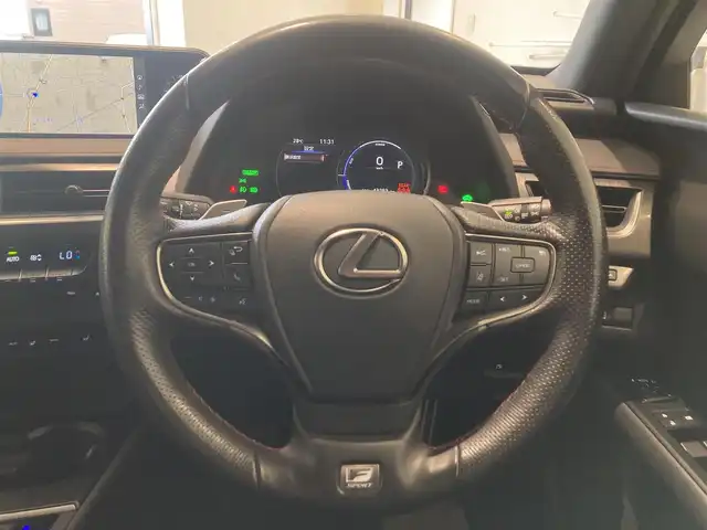 レクサス ＵＸ 250h Fスポーツ 熊本県 2020(令2)年 4.4万km マダーレッド 純正ナビ（CD、Bluetooth、地デジ）/360°カメラ/黒革シート/パワーシート/シートヒーター/パワーバックドア/コーナーセンサー/純正18インチアルミホイール/LEDヘッドライト