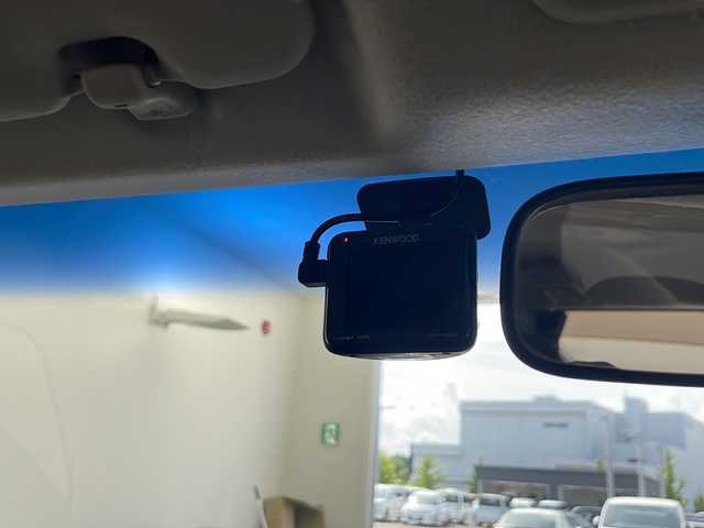 三菱 デリカＤ：５ G－Power package 秋田県 2013(平25)年 8.3万km クールシルバーM/アイガーグレーM 4WD/社外ナビ/(FM/AM/Bluetooth/フルセグTV/CD/DVD)/バックカメラ/両側パワースライドドア/横滑り防止装置/クルーズコントロール/ETC/ドライブレコーダー/フォグランプ/オートライト/革巻きステアリング/スマートキー/スペアキー/電動格納ミラー/社外アルミホイール/純正フロアマット