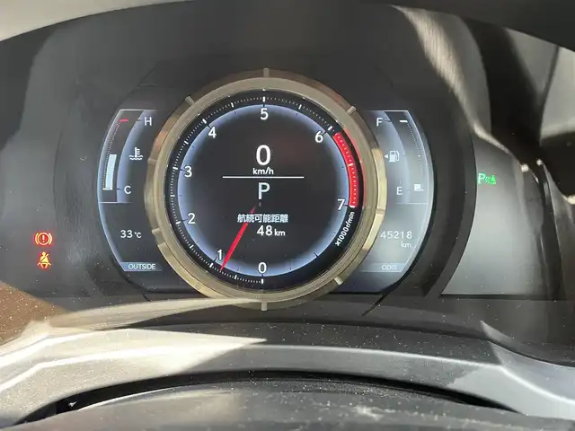 レクサス ＲＣ 200t Fスポーツ 滋賀県 2017(平29)年 4.6万km ホワイトノーヴァガラスフレーク ムーンルーフ/純正ＳＤナビ/(FM/AM/CD/DVD/フルセグ/Bluetooth)/前後ドライブレコーダー/ETC/追従走行有クルーズコントロール/前後コーナーセンサー/ブラインドスポットモニター/運転席・助手席シートヒーター/運転席・助手席シートベンチレーション/電動格納ミラー/アイドリングストップ/革巻きステアリング/ステアリングスイッチ/ステアリングヒーター/パドルシフト/オートライト/LEDヘッドライト/フロントフォグ/フルオートエアコン/プッシュスタート/スマートキー/スペアキー/純正フロアマット/純正ロックナット積込