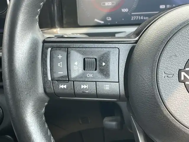 日産 オーラ G レザーエディション 滋賀県 2022(令4)年 2.8万km 黒 純正ナビ/（BT/フルセグ/USB）/全方位カメラ/ビルトインETC2.0/衝突軽減システム/盗難防止装置/追従クルーズコントロール/デジタルインナーミラー/レザーシート/シートヒーター/ステアリングヒーター/ステアリングスイッチ/革巻きステアリング/ブラインドスポットモニター/コーナーセンサー/LEDヘッドライト/オートマチックハイビーム/ドライブレコーダー/純正アルミホイール/スマートキー