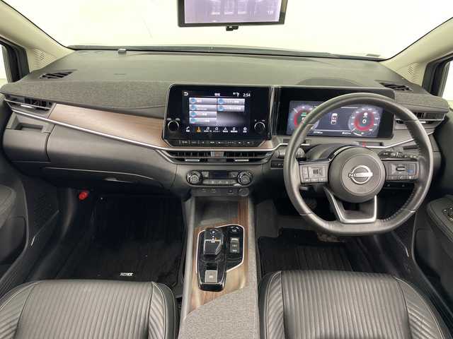 日産 オーラ G レザーエディション 愛知県 2022(令4)年 2.8万km 黒 純正ナビ/（BT/フルセグ/USB）/全方位カメラ/BOSEサウンドシステム/プロパイロット/デジタルインナーミラー/レザーシート/シートヒーター/ステアリングヒーター/ステアリングスイッチ/革巻きステアリング/ブラインドスポットモニター/コーナーセンサー/LEDヘッドライト/オートマチックハイビーム/ビルトインETC2.0/衝突軽減システム/盗難防止装置/純正ドライブレコーダー2ch/純正アルミホイール/スペアキー1本