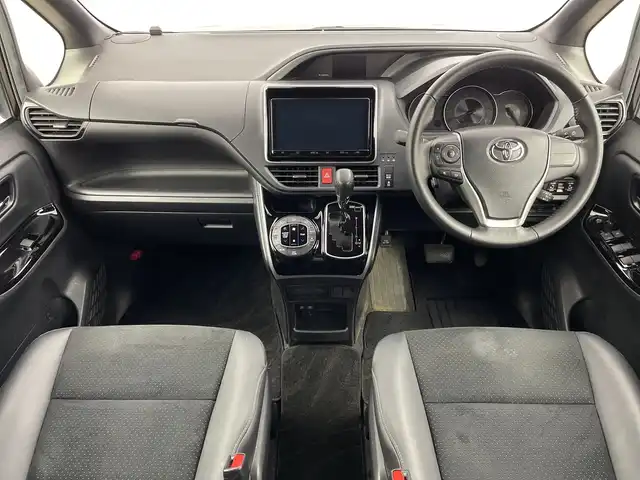 トヨタ ヴォクシー ZS 煌Ⅲ 新潟県 2021(令3)年 6.6万km ブラック 純正メモリナビ/　フルセグTV/Bluetooth/CD/DVD/衝突被害軽減ブレーキ/レーンキープアシスト/前後コーナーセンサー/クルーズコントロール/前後ドライブレコーダー【GL-05AP】/ハーフレザーシート/両側パワースライドドア/バックモニター/ビルトインETC2.0/アイドリングストップ/横滑り防止装置/LEDヘッドライト/オートマチックハイビーム/オートライト/ステアリングスイッチ/禁煙車
