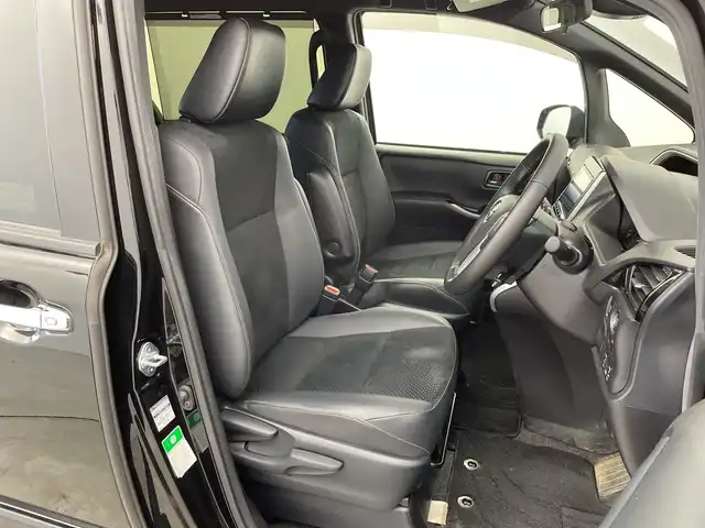 トヨタ ヴォクシー ZS 煌Ⅲ 新潟県 2021(令3)年 6.6万km ブラック 純正メモリナビ/　フルセグTV/Bluetooth/CD/DVD/衝突被害軽減ブレーキ/レーンキープアシスト/前後コーナーセンサー/クルーズコントロール/前後ドライブレコーダー【GL-05AP】/ハーフレザーシート/両側パワースライドドア/バックモニター/ビルトインETC2.0/アイドリングストップ/横滑り防止装置/LEDヘッドライト/オートマチックハイビーム/オートライト/ステアリングスイッチ/禁煙車