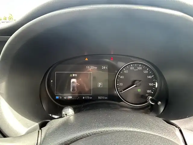 日産 キックス X 大阪府 2020(令2)年 5.1万km ダークブルー プロパイロット/インテリジェントエマージェンシーブレーキ/純正9インチナビ/フルセグTV/DVD/Bluetooth/USB/全周囲カメラ/ビルトインETC/前ドライブレコーダー/前席シートヒーター/プッシュスタート/ステアリングリモコン/LEDオートライト/LEDフォグランプ/純正17インチAW/アイドリングストップ/横滑り防止装置/ハンドルヒーター/ルーフレール/電動格納ミラー/ドアバイザー