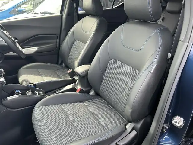 日産 キックス X 大阪府 2020(令2)年 5.1万km ダークブルー プロパイロット/インテリジェントエマージェンシーブレーキ/純正9インチナビ/フルセグTV/DVD/Bluetooth/USB/全周囲カメラ/ビルトインETC/前ドライブレコーダー/前席シートヒーター/プッシュスタート/ステアリングリモコン/LEDオートライト/LEDフォグランプ/純正17インチAW/アイドリングストップ/横滑り防止装置/ハンドルヒーター/ルーフレール/電動格納ミラー/ドアバイザー