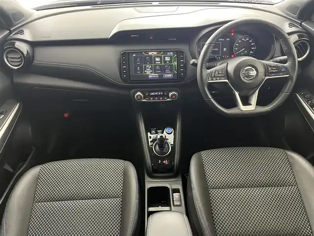 日産 キックス X 大阪府 2020(令2)年 5.1万km ダークブルー プロパイロット/インテリジェントエマージェンシーブレーキ/純正9インチナビ/（フルセグTV/DVD/Bluetooth/USB）/アラウンドビューカメラ/ビルトインETC/前席シートヒーター/プッシュスタート/ステアリングリモコン/LEDオートライト/LEDフォグランプ/純正17インチAW/アイドリングストップ/横滑り防止装置/ハンドルヒーター/ルーフレール/電動格納ミラー/ドアバイザー