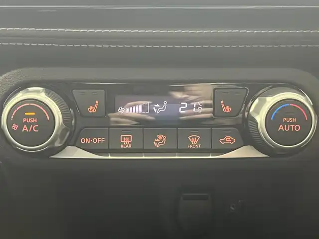 日産 キックス X 大阪府 2020(令2)年 5.1万km ダークブルー プロパイロット/インテリジェントエマージェンシーブレーキ/純正9インチナビ/（フルセグTV/DVD/Bluetooth/USB）/アラウンドビューカメラ/ビルトインETC/前席シートヒーター/プッシュスタート/ステアリングリモコン/LEDオートライト/LEDフォグランプ/純正17インチAW/アイドリングストップ/横滑り防止装置/ハンドルヒーター/ルーフレール/電動格納ミラー/ドアバイザー