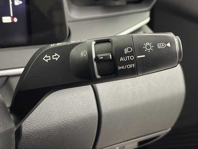 日産 ノート X 埼玉県 2021(令3)年 5.6万km スーパーブラック 純正ナビ　/全方位カメラ　/ブラインドスポットモニター　/ＥＴＣ２．０　/プロパイロット　/ドライブレコーダー　/デジタルインナーミラー　/ワイヤレス充電器　/ブレードホールド　/オートマティックハイビーム　/ＨＤＭＩ/前後コーナーセンサー/純正フロアマット/ドアバイザー