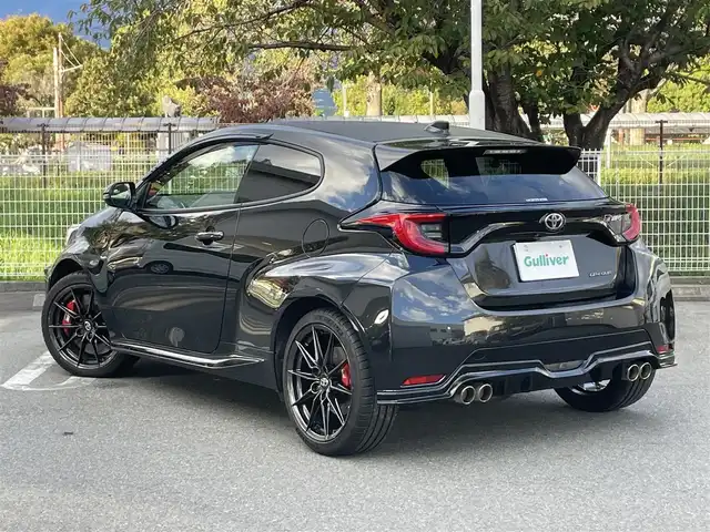 トヨタ ＧＲヤリス RZ ハイパフォーマンス 静岡県 2023(令5)年 2.2万km プレシャスブラックパール １オーナー/トヨタセーフティセンス　/ＡＣＣ　/ｉＭＴ　　/インタークーラースプレー　/４本出しマフラー　/ＢＢＳ１８インチＡＷ　/カーボンルーフ　/ＪＢＬサウンド　/純正ナビ　/地デジ　/Ｂカメラ /半革シート/シートヒーター/社外CDプレーヤー/社外ドラレコ /ビルトイン2.0ETC/スペキー/保証書/取説