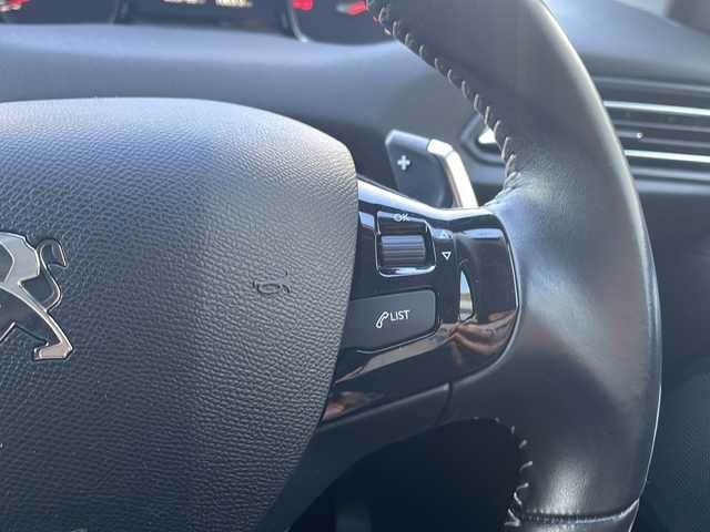 プジョー ３０８ SW アリュール ブルーHDi 兵庫県 2019(平31)年 3.4万km 赤 純正ナビ　ラジオ、USB/ETC/バックカメラ/衝突被害軽減ブレーキ/コーナーセンサー/前方ドライブレコーダー/ハーフレザーシート/アイドリングストップ/プッシュスタート/スマートキー×２