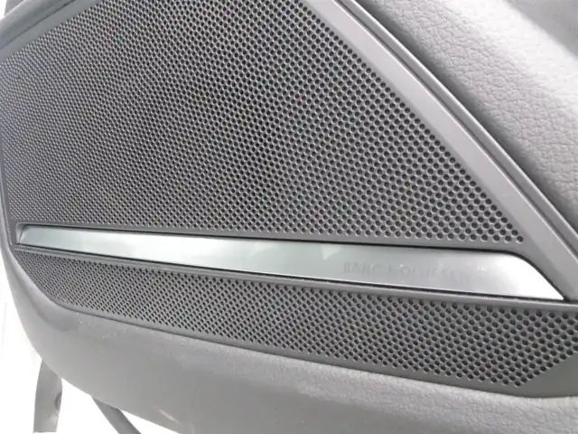 アウディ Ａ６ アバント55TFSIクワトロ ラグジュアリー 岩手県 2021(令3)年 2.2万km グレイシアホワイトメタリック ワンオーナー/Audiプレセンス/レーンアシスト/サイドアシスト/アダプティブクルーズ/純正ナビ/フルセグTV/全方位カメラ/パーキングエイド/黒革シート/パワーシート/シートヒーター/エアシート/バングアンドオルフセン/バーチャルコクピット/イージークローズドア/GPSレーダー/360°ドラレコ/DSRC/パワーバックドア/LEDライト