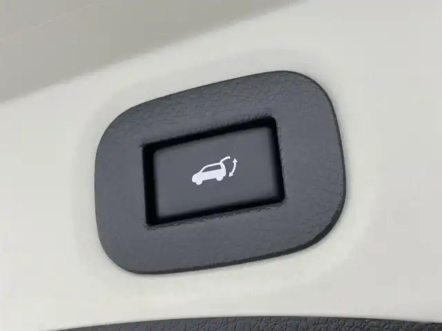 日産 エクストレイル 20Xt エマージェンシーブレーキ 群馬県 2016(平28)年 7.2万km ブリリアントホワイトパール 純正ナビ　アラウンドビューモニター　レーダークルーズコントロール　パワーバックドア　ＬＥＤライト　シートヒーター　純正１７インチＡＷ　ステアリングリモコン　デジタルインナーミラー　スマートキー　禁煙車