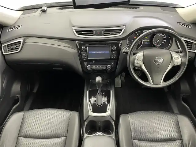 日産 エクストレイル 20Xt エマージェンシーブレーキ 群馬県 2016(平28)年 7.2万km ブリリアントホワイトパール 純正ナビ　アラウンドビューモニター　レーダークルーズコントロール　パワーバックドア　ＬＥＤライト　シートヒーター　純正１７インチＡＷ　ステアリングリモコン　デジタルインナーミラー　スマートキー　禁煙車