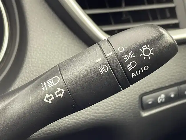 日産 エクストレイル 20Xt エマージェンシーブレーキ 群馬県 2016(平28)年 7.2万km ブリリアントホワイトパール 純正ナビ　アラウンドビューモニター　レーダークルーズコントロール　パワーバックドア　ＬＥＤライト　シートヒーター　純正１７インチＡＷ　ステアリングリモコン　デジタルインナーミラー　スマートキー　禁煙車