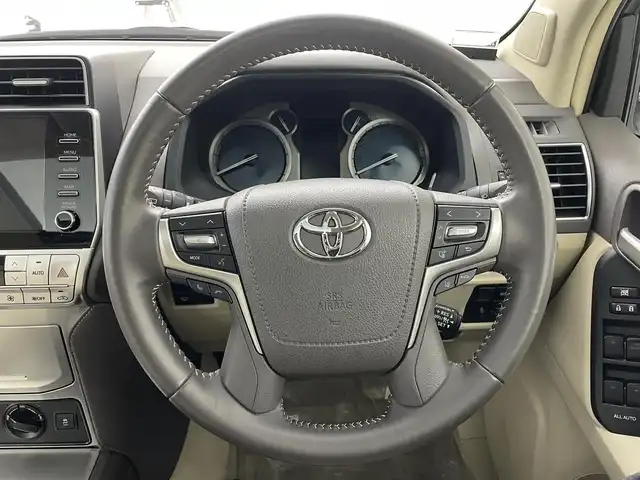 トヨタ ランドクルーザー プラド TX Lパッケージ マットブラED 埼玉県 2023(令5)年 2.9万km ホワイトパールクリスタルシャイン サンルーフ　純正９型ナビ　全方位　本革　ＢＳＭ　ビルトインＥＴＣ２．０　前後ドライブレコーダー　温シート　エアシート　追従走行　寒冷地仕様　ＢＴ　パワーシート　ルーフレール　ＬＥＤヘッドライト