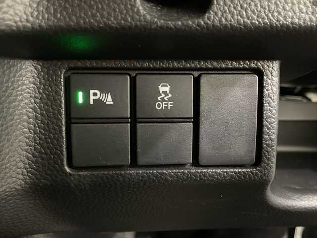 ホンダ Ｎ ＢＯＸ カスタム L スタイル+ブラック 栃木県 2022(令4)年 2.5万km プラチナホワイトパール ホンダセンシング/ブラック塗装14インチアルミ/オートリトラミラー/両側パワースライドドア/アレルクリーンプラスシート/ステアリングリモコン/プラズマクラスター/前席シートバックテーブル・シートヒーター/純正ナビ/(CD/DVD/フルセグTV/Bluetooth/MSV/SD)/バックカメラ/コーナーセンサー/禁煙車/オートライト/LEDヘッドライト/横滑り防止装置/フォグランプ/スマートキー/プッシュスタート/革巻きステアリング/ウィンカーミラー/電動格納ミラー/純正フロアマット