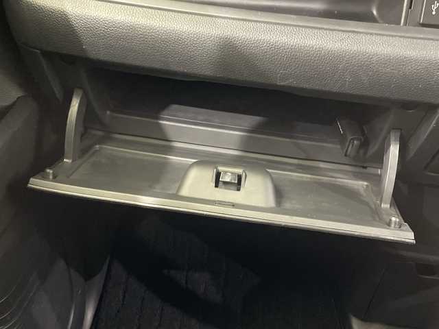 ホンダ Ｎ ＢＯＸ カスタム L スタイル+ブラック 栃木県 2022(令4)年 2.5万km プラチナホワイトパール ホンダセンシング/ブラック塗装14インチアルミ/オートリトラミラー/両側パワースライドドア/アレルクリーンプラスシート/ステアリングリモコン/プラズマクラスター/前席シートバックテーブル・シートヒーター/純正ナビ/(CD/DVD/フルセグTV/Bluetooth/MSV/SD)/バックカメラ/コーナーセンサー/禁煙車/オートライト/LEDヘッドライト/横滑り防止装置/フォグランプ/スマートキー/プッシュスタート/革巻きステアリング/ウィンカーミラー/電動格納ミラー/純正フロアマット