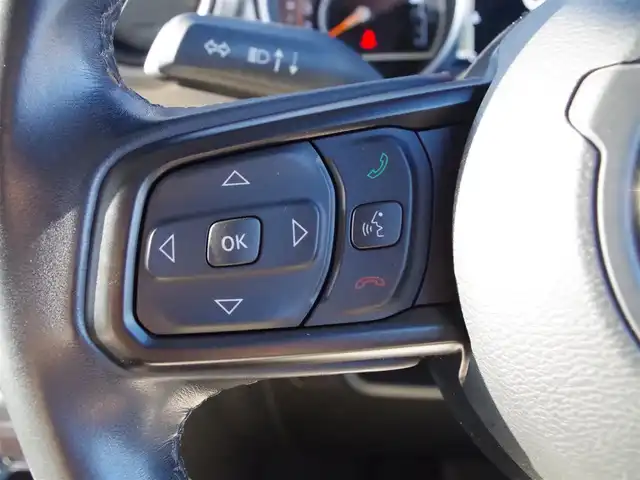 クライスラー・ジープ ラングラー アンリミテッド スポーツ 埼玉県 2021(令3)年 3.8万km グレー ワンオーナー/アダプティブクルーズコントロール/CarPlay/パークセンサー/ブラインドスポットモニター/バック/サイドカメラ/タッチパネルオーディオ/ETC/Bluetooth/LEDヘッドライト/アイドリングストップシステム/純正17インチアルミホイール/スマートキー