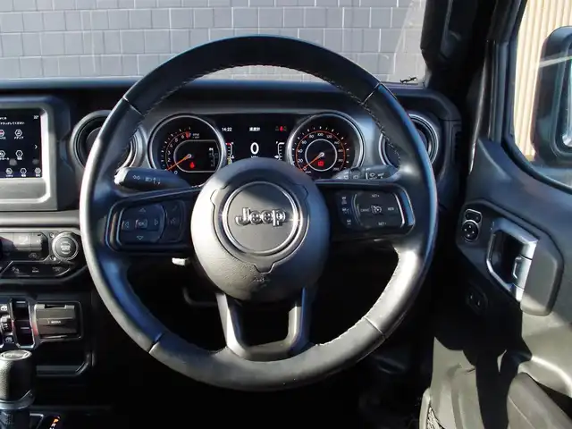 クライスラー・ジープ ラングラー アンリミテッド スポーツ 埼玉県 2021(令3)年 3.8万km グレー ワンオーナー/アダプティブクルーズコントロール/CarPlay/パークセンサー/ブラインドスポットモニター/バック/サイドカメラ/タッチパネルオーディオ/ETC/Bluetooth/LEDヘッドライト/アイドリングストップシステム/純正17インチアルミホイール/スマートキー