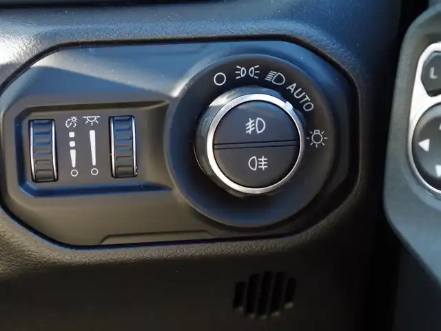 クライスラー・ジープ ラングラー アンリミテッド スポーツ 埼玉県 2021(令3)年 3.8万km グレー ワンオーナー/アダプティブクルーズコントロール/CarPlay/パークセンサー/ブラインドスポットモニター/バック/サイドカメラ/タッチパネルオーディオ/ETC/Bluetooth/LEDヘッドライト/アイドリングストップシステム/純正17インチアルミホイール/スマートキー