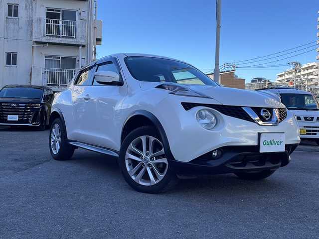 日産 ジューク 15RX Vセレクション 宮崎県 2015(平27)年 11.5万km ブリリアントホワイトパール 社外ナビ Bluetooth CDチェンジャー バックカメラ フルセグTV ETC アイドリングストップ 純正フロアマット 純正アルミホイール パワーステアリング パワーウィンドウ プッシュスタート
