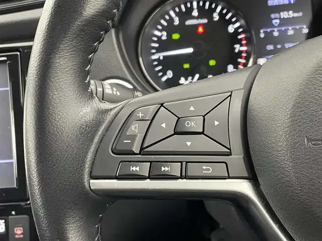 日産 エクストレイル 20Xi Vセレクション 埼玉県 2020(令2)年 3万km ダイヤモンドブラック プロパイロット/純正９インチナビ/フルセグTV/CD/DVD/Bluetooth/アラウンドビューモニター/ビルトインＥＴＣ/ドライブレコーダー/レーダークルーズコントロール/インテリジェントルームミラー/シートヒーター/ベンチレーション/ルーフレール/パワーバックドア/純正アルミホイール/オートライト/ＬＥＤヘッドライト