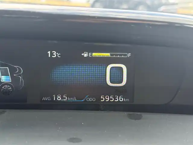 トヨタ プリウス Sツーリングセレクション 静岡県 2020(令2)年 6万km アティチュードブラックマイカ ワンオーナー/車検令和10年1月26日まで/Stradaナビ　CN-RA07WD/(CD/DVD/BT/SD/フルセグTV)/ステアリングリモコン/バックカメラ/外装メッキガーニッシュ/運転席・運転席後ろカーテン/AC100/ウィンカーミラー/リアスポイラー/純正マット・バイザー/ビルトインETC/社外ドラレコ(DRV-355)/取説・保証書